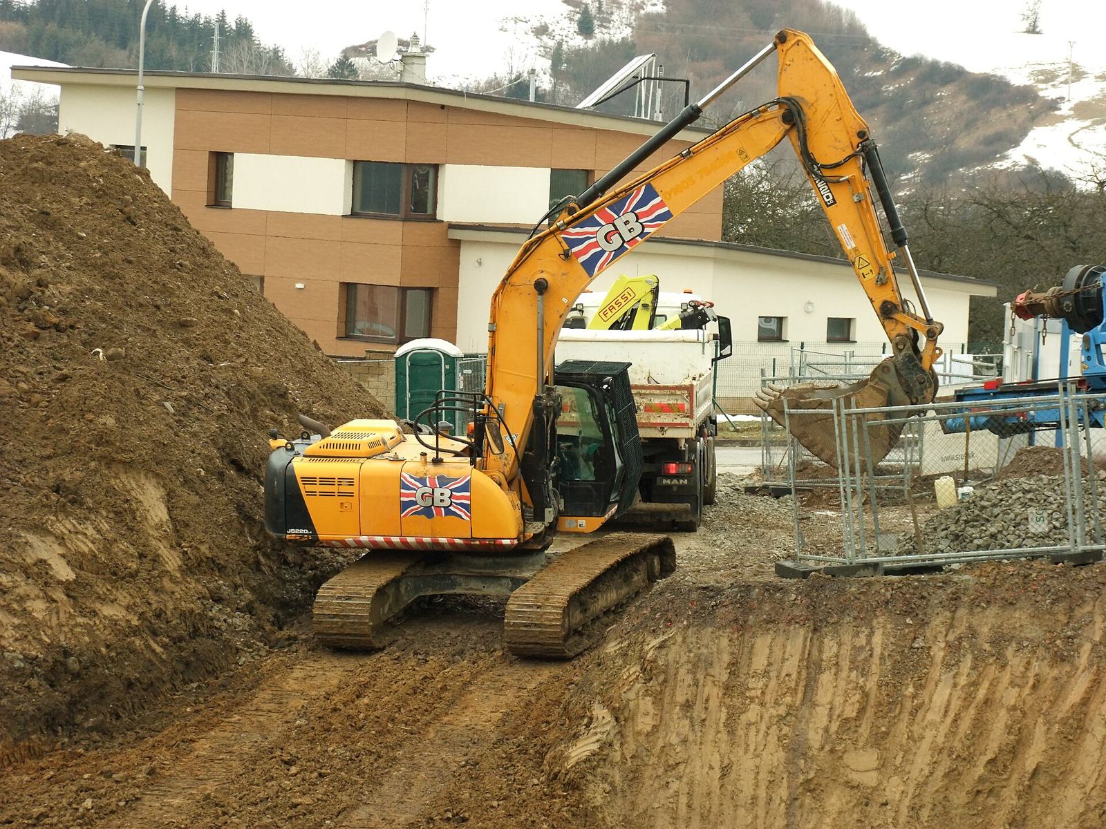 Vol sur chantier : outillage, engins, matériaux, comment se protéger